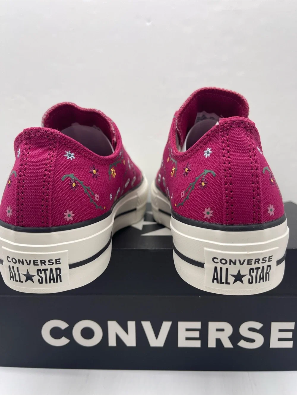 Converse A15535C CTAS LIFT OX SPORTY BERRY/VINTAGE WHITE Platform Sneakers